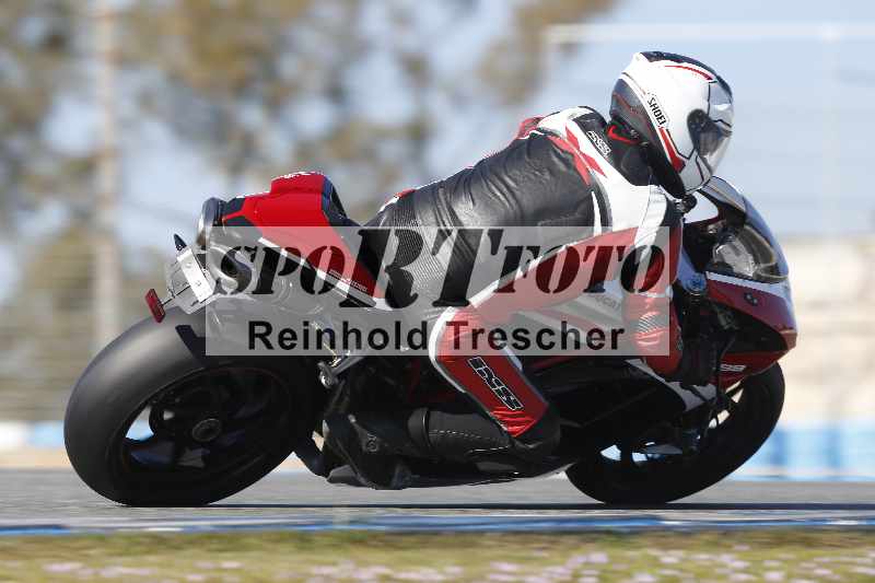 /Archiv-2024/02 29.01.-02.02.2024 Moto Center Thun Jerez/Gruppe gruen-green/40